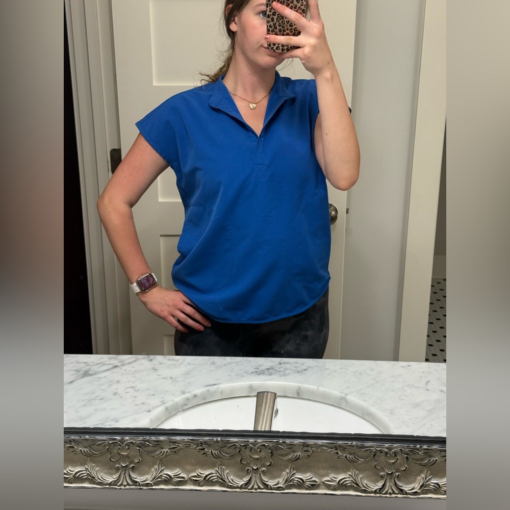 FIGS Royal Blue Sleeveless Polo Top - Picture 3 of 12